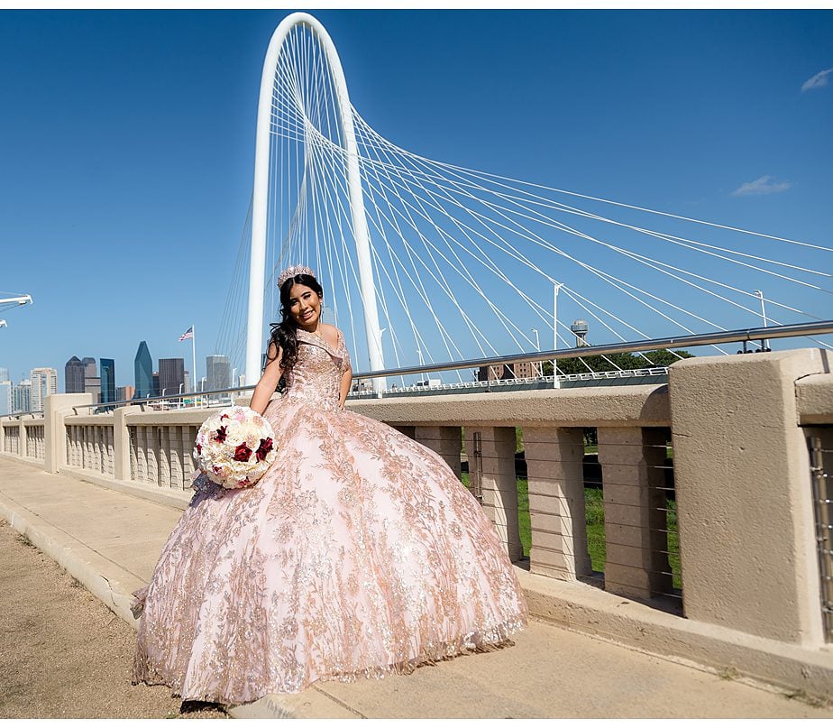 How do you Start Planning a Quinceanera? Quinceanera planning ideas and tips by Dallas quinceanera photographer Monica Salazar. Quinceanera photography pricing packages.