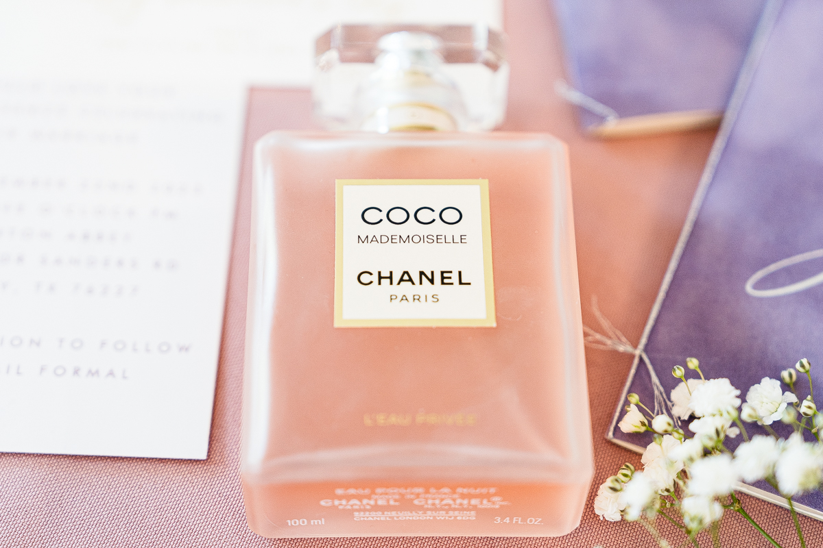wedding photography sale and special offers for weddings in dallas, fort worth, austin, texas. photo of coco chanel perfume from wedding at brighton abbey wedding venue in aubrey texas. 